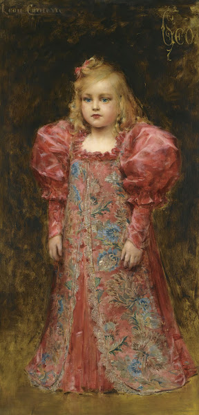 Fille en costume