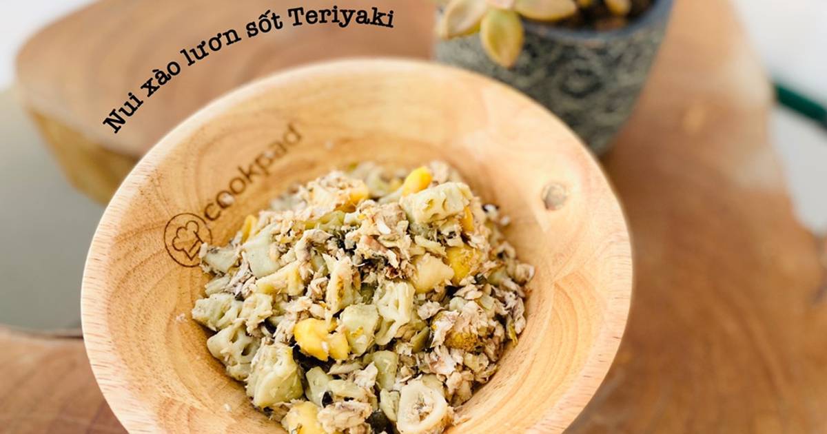 Nui xào lươn sốt teriyaki