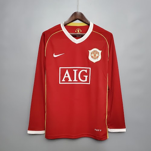 Retro 06-07 Manchester United Local.jpeg