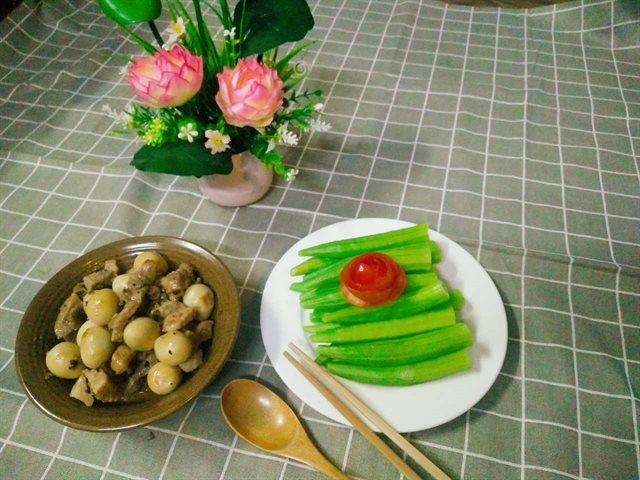 Thịt Kho Trứng Cút Đơn Giản