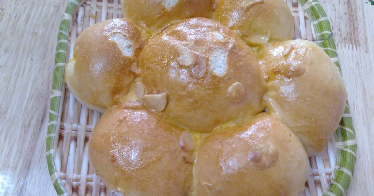 Bánh mỳ hoa cúc bằng nồi chiên không dầu