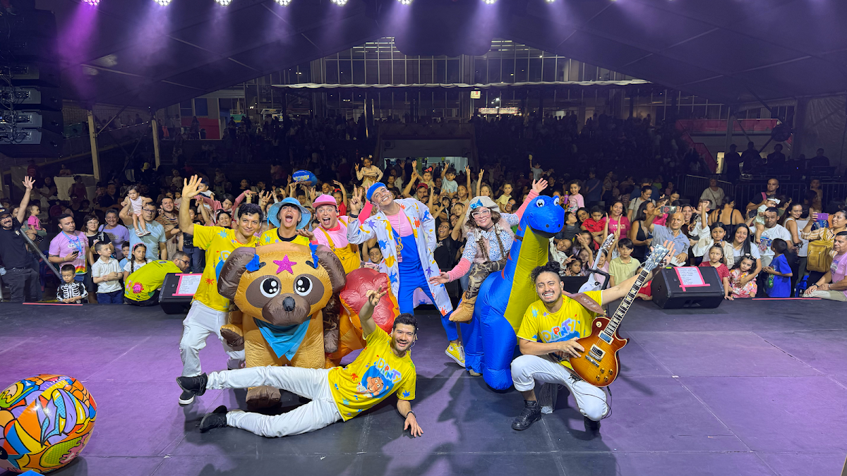 Show en vivo Dapinty