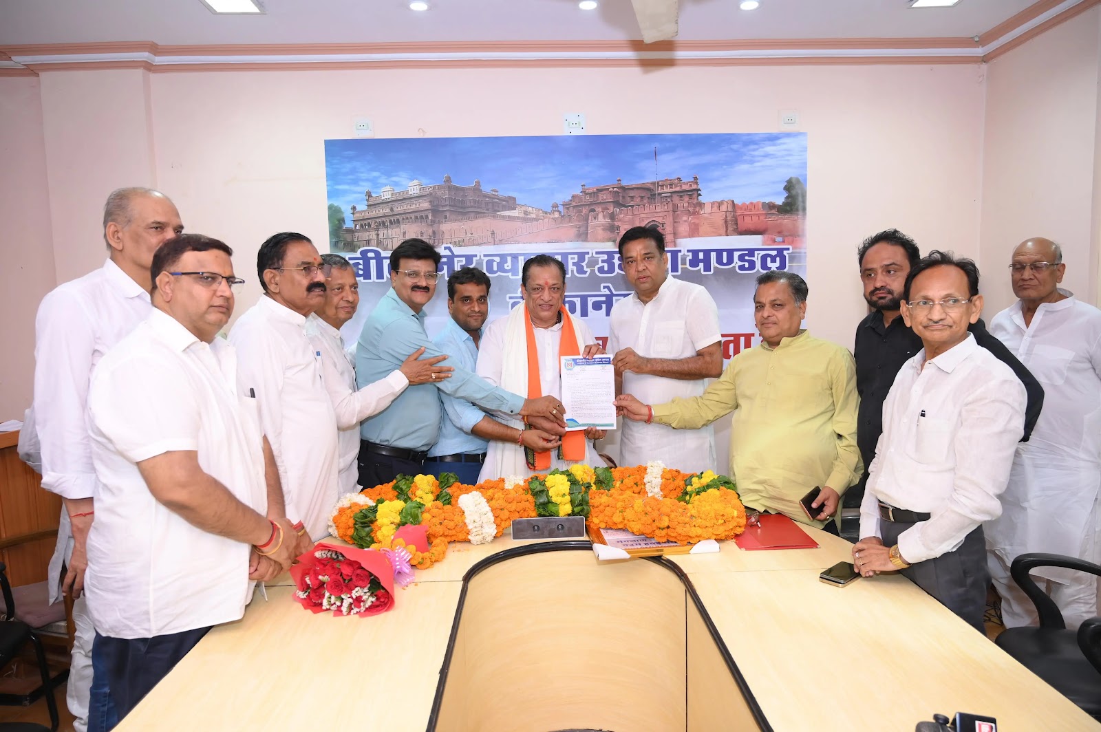 बीकानेर व्यापार एवं उद्योग मण्डल ने किया केबिनेट मंत्री जोराराम कुमावत का अभिनंदन