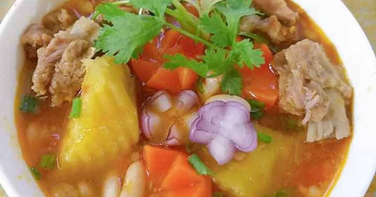Sườn bò hầm đậu trắng