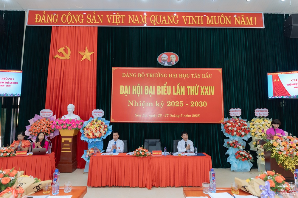 Đảng bộ Trường Đại học Tây Bắc tổ chức thành công Đại hội Đại biểu Đảng bộ Trường Đại học Tây Bắc lần thứ XXIV, nhiệm kỳ 2025 - 2030