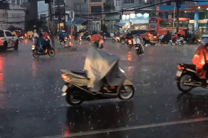Mưa dông diện rộng sẽ diễn ra đến ngày 21-5 - Báo Sài Gòn Giải Phóng