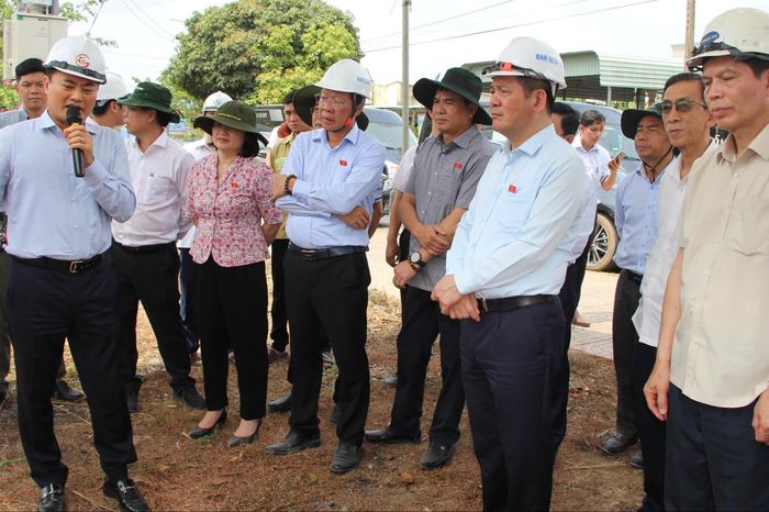 Phó Chủ tịch Quốc hội Nguyễn Hồng Diên kiểm tra cao tốc Biên Hòa-Vũng Tàu, sân bay Long Thành - Báo Pháp Luật TP.HCM