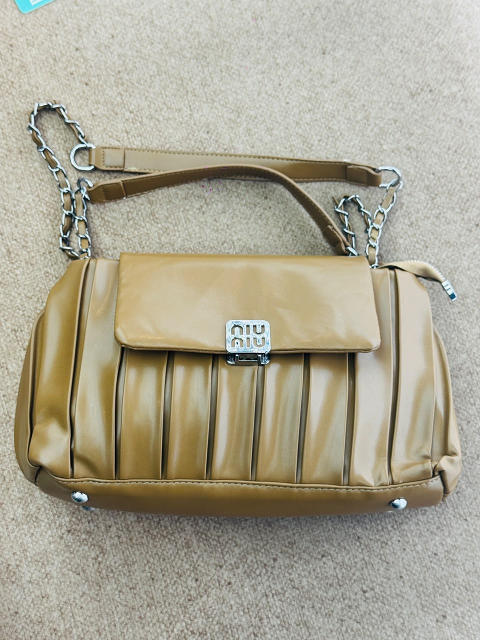 Item 8 - Ladies bag Brown