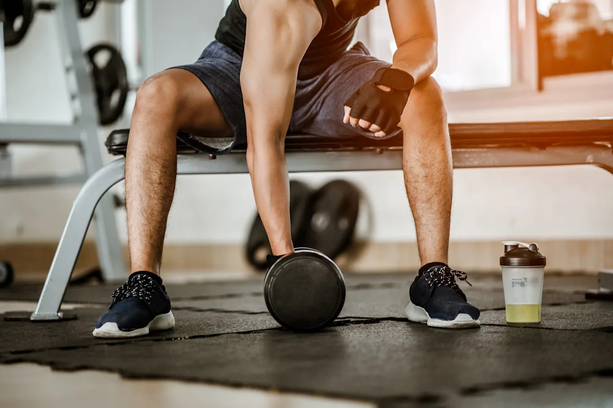 Nutritionist Explains How Smart Nutrition Timing and Resistance Training Can Preserve Lean Mass