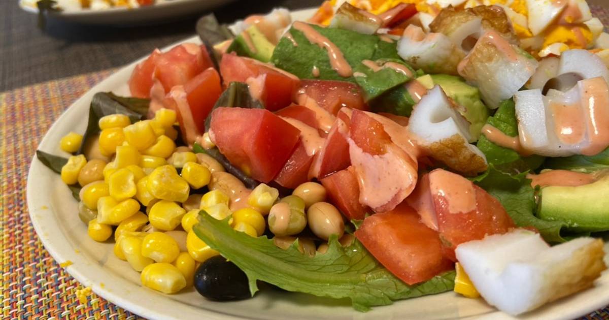 Salad Cobb với bánh cá 🥗 (Cobb salad with fish cake)
