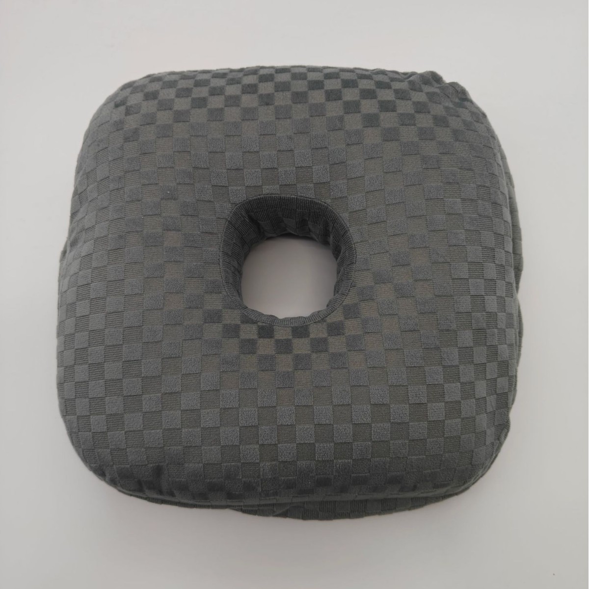 Ohrkissen mit Ohrausschnitt, 44×32×10 cm