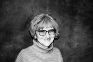 Dimerization and activation of receptor tyrosine kinases:  insights from quantitative fluorescence studies