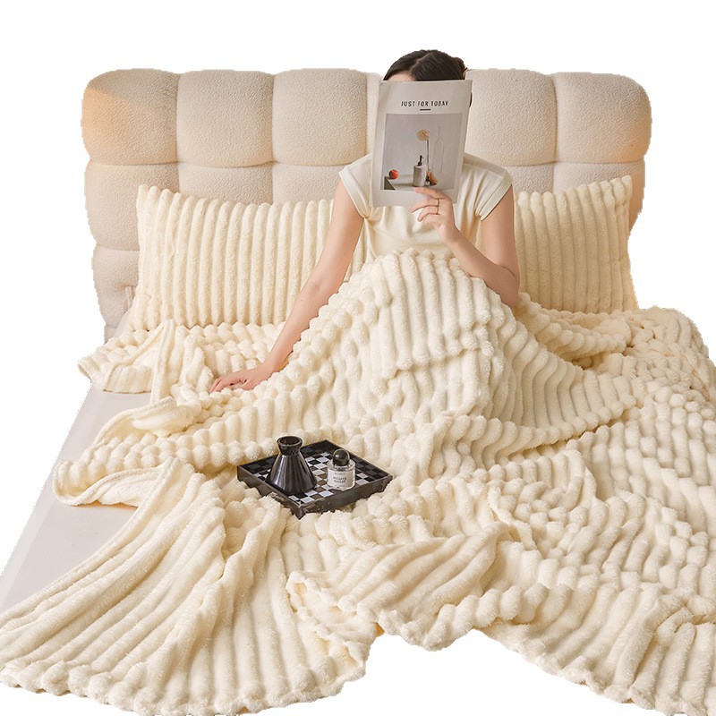 Fleece blanket made of coral fleece, 1500–2000 g