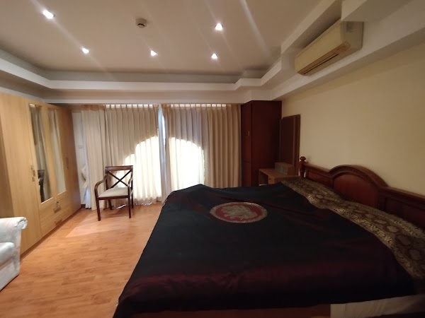VIP Condo Chaine