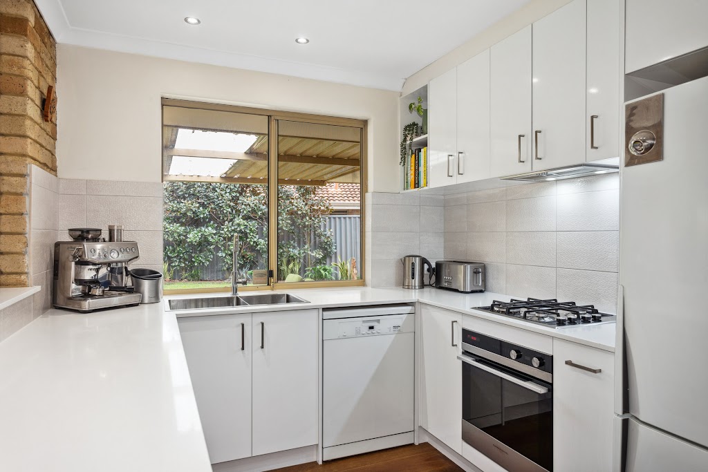 25B McKivett Crescent, Leeming - Thumbnail 6