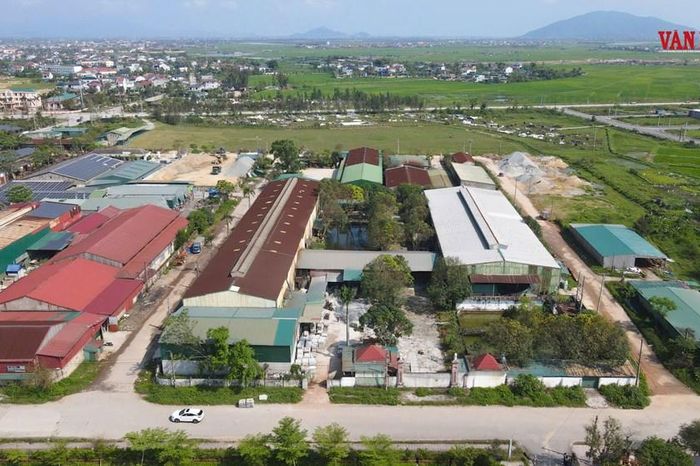 Kỳ 1: Hơn một thập kỷ sống chung với khói bụi và tiếng ồn - Báo Văn hóa