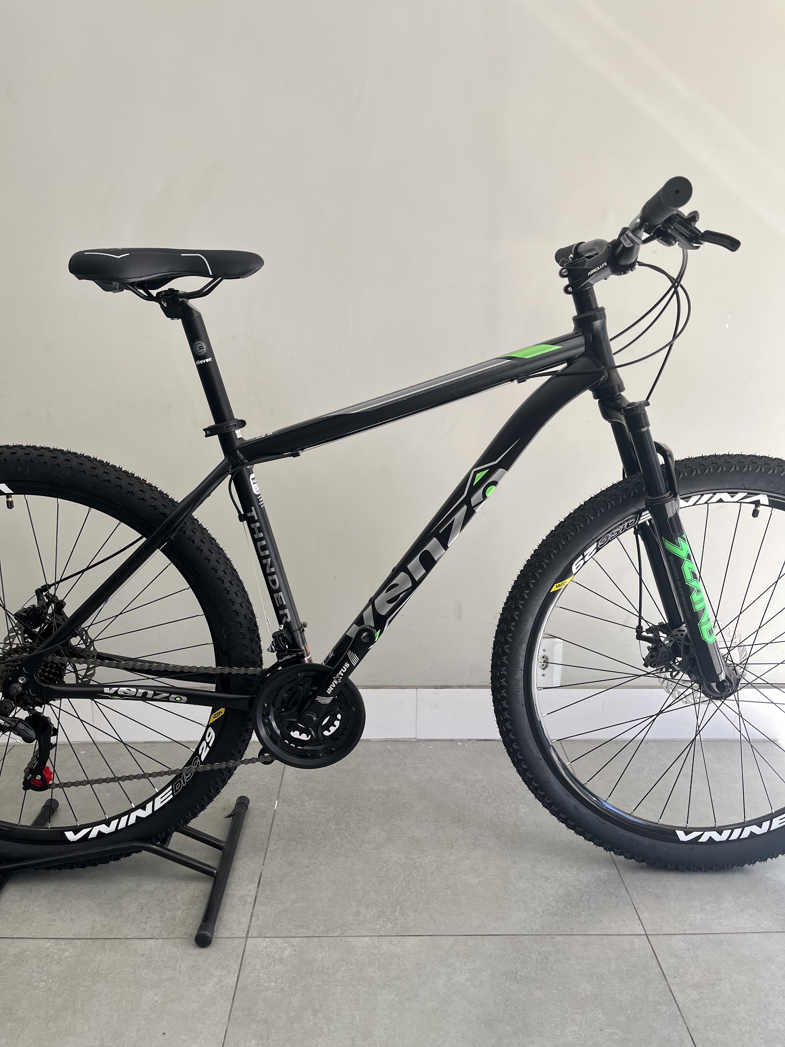 BIKE VENZO AQUILA 29
