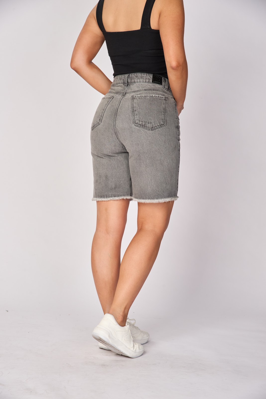 SHORT LARGO TIPO TORERO Ref: 556206 - Vista 6