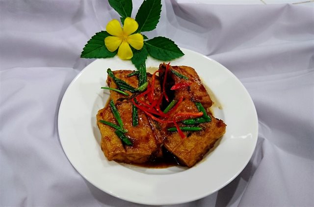 Đậu Hũ Nhồi Thịt Chiên Sốt Dầu Hào