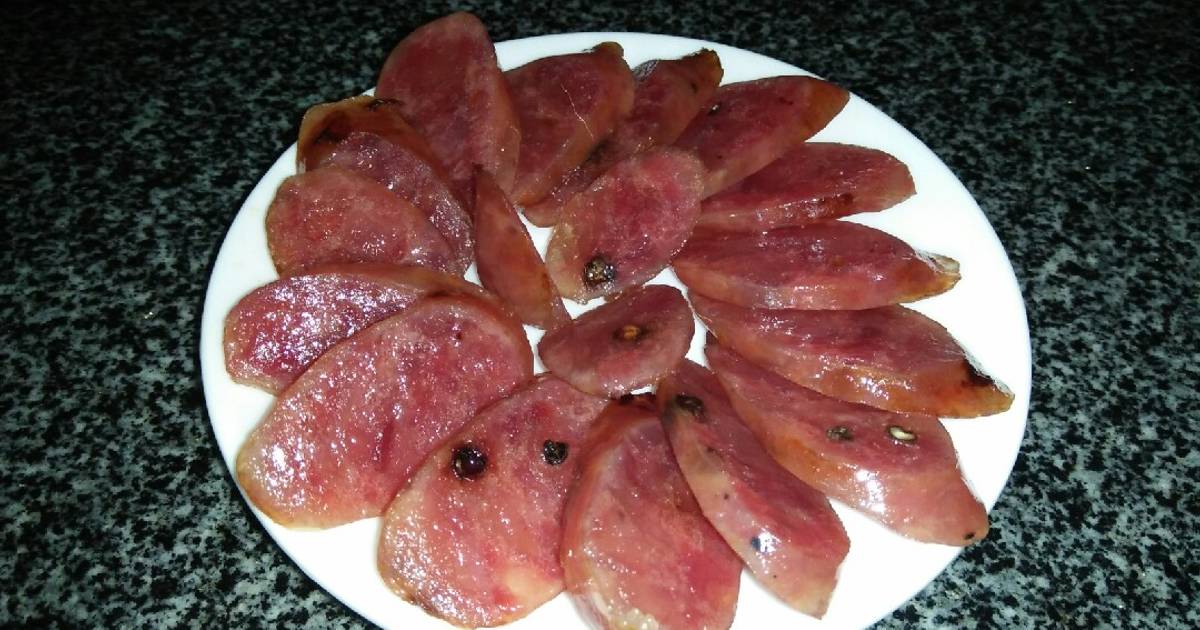 Lạp xưởng luộc