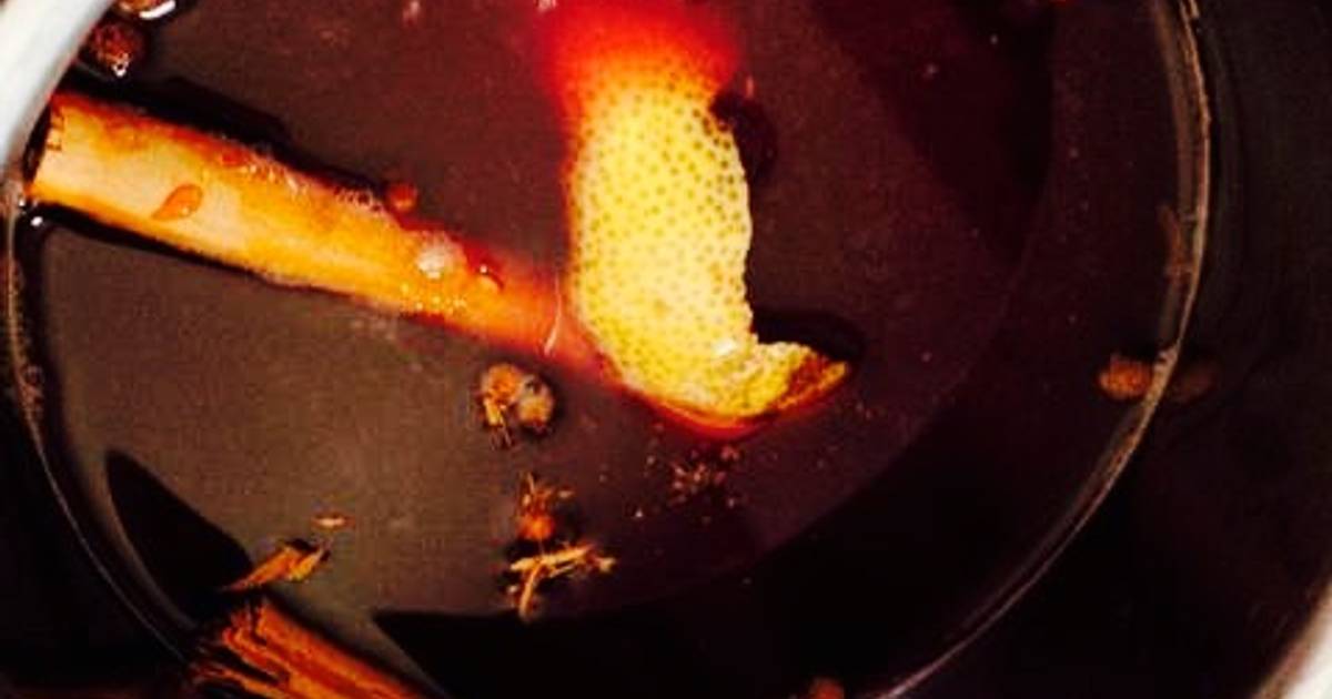 Rượu vang nóng (mulled wine) công thức của Jamie Oliver