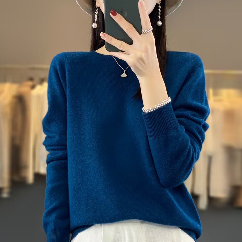 Women's Wool Sweater, Round Neck, Loose Fit