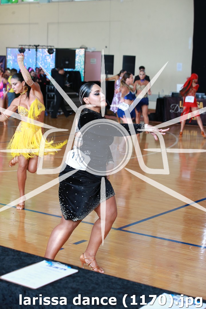 larissa dance (1170).jpg