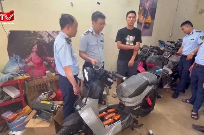 Phát hiện xe đạp điện 'ngụy trang' công suất thấp để né quản lý, thực tế chạy tới 60km/h - Chuyên trang An Ninh Thủ Đô - Báo Công an nhân dân