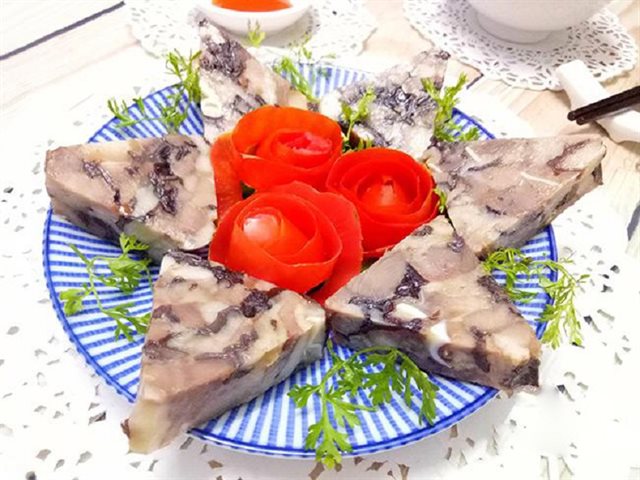 Giò Tai Thơm Ngon