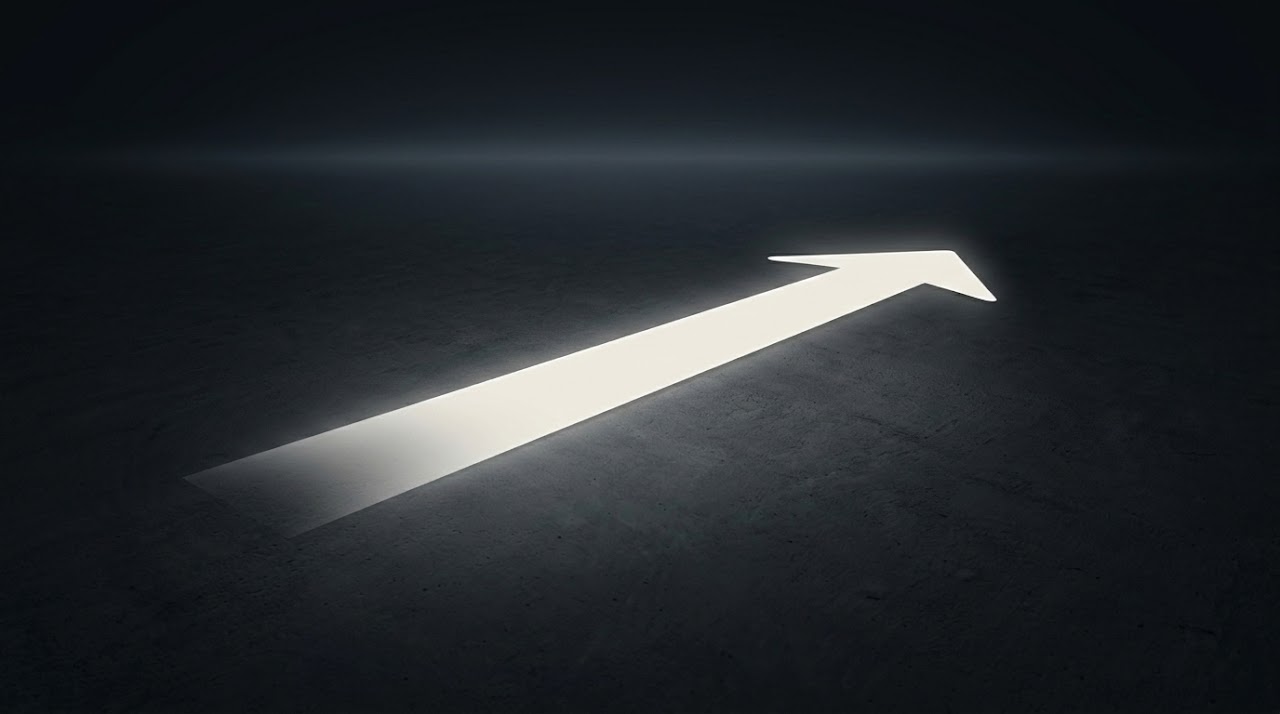 arrow_zspace_v2_high_45_downward_nb2_20260423_204424.png