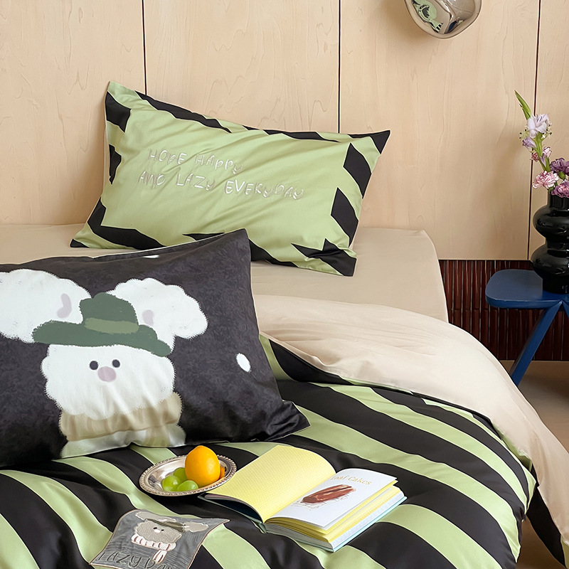 Bedding set made of long-staple cotton, cartoon design