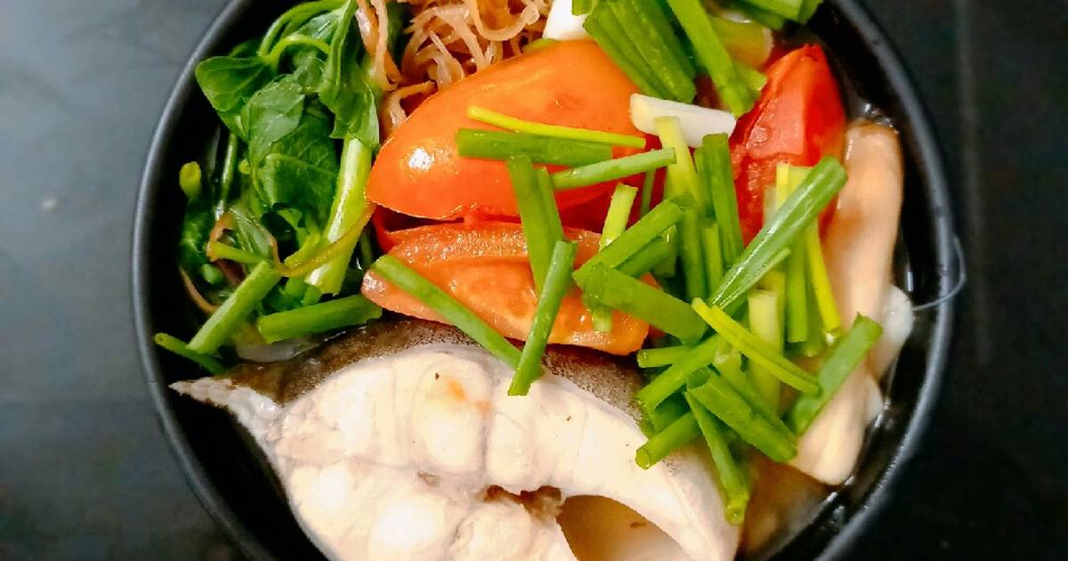Bún cá bớp nấu cà chua