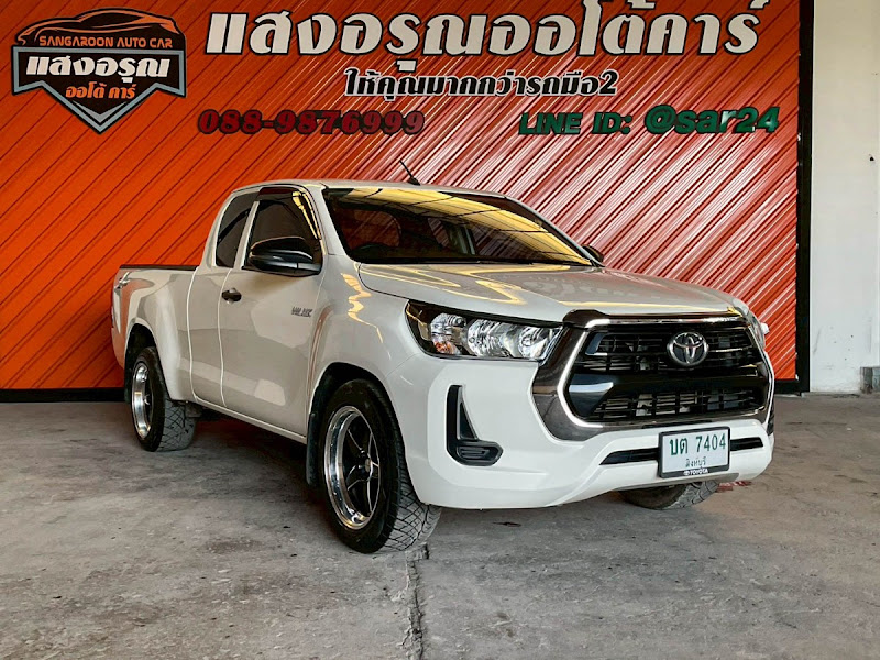 TOYOTA HILUX REVO