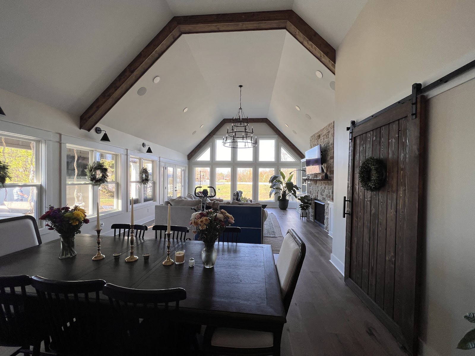 Transformation: Specialty Construction in Rural & Scenic Builds (project photo 14)