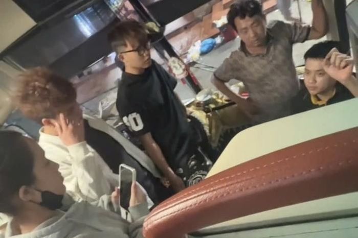 Cơ quan chức năng vào cuộc vụ nhà xe 'bỏ rơi' hàng chục hành khách giữa đêm - Báo Người Lao Động