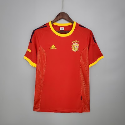 Retro 2002 España Local @lumorasports.jpeg