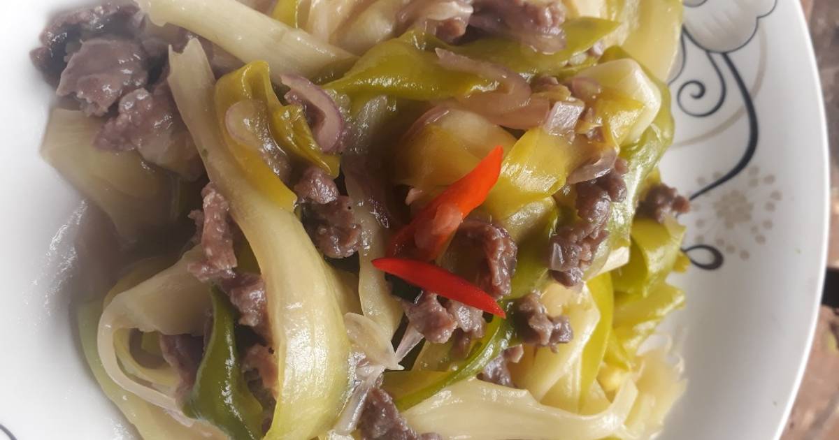 Hoa thanh long xào thịt bò