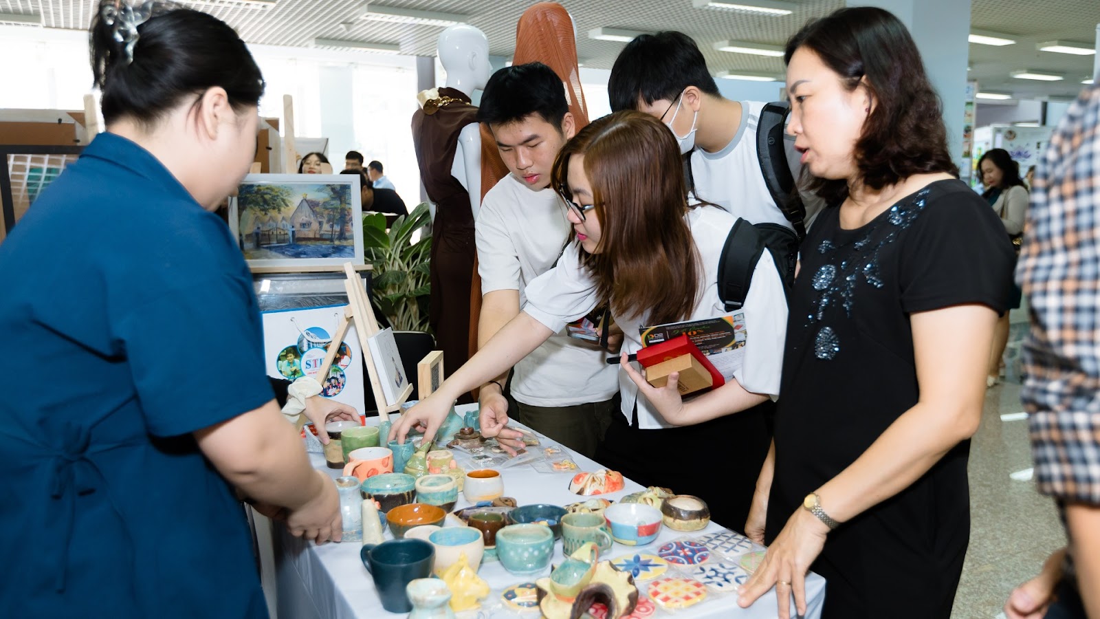 Khi sáng tạo trở thành ngôn ngữ chung: Design Fest 2025 và hành trình kết nối ngành thiết kế Việt
