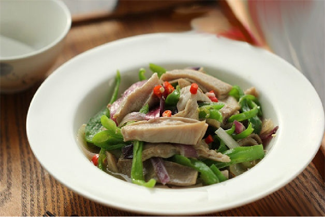 Dạ Dày Xào Hành Ớt