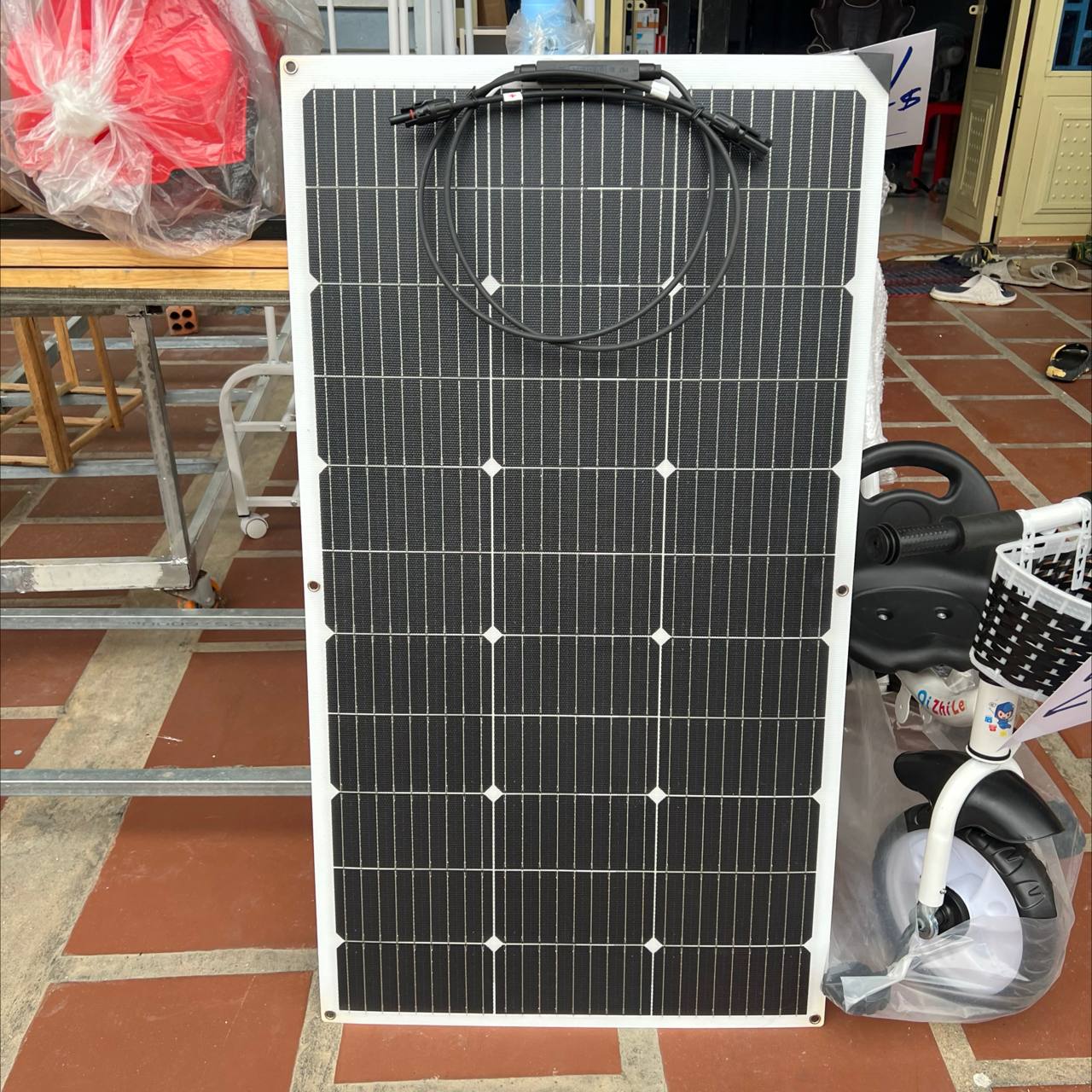 Flexible Solar Panel Outdoor Portable Charging 100W (97*54cm)