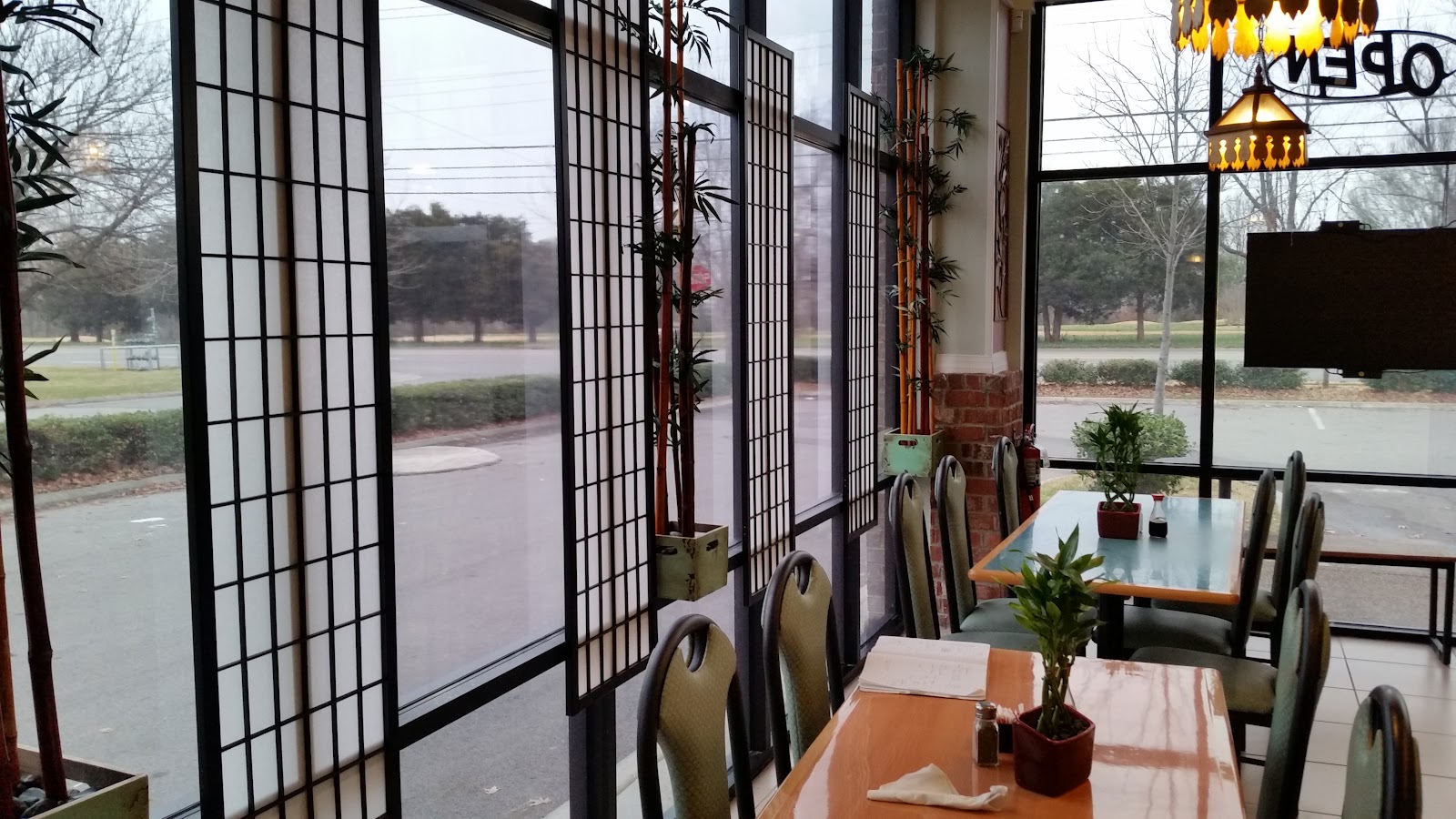 Asian Restaurant: Commercial Construction in West Tennessee (project photo 18)