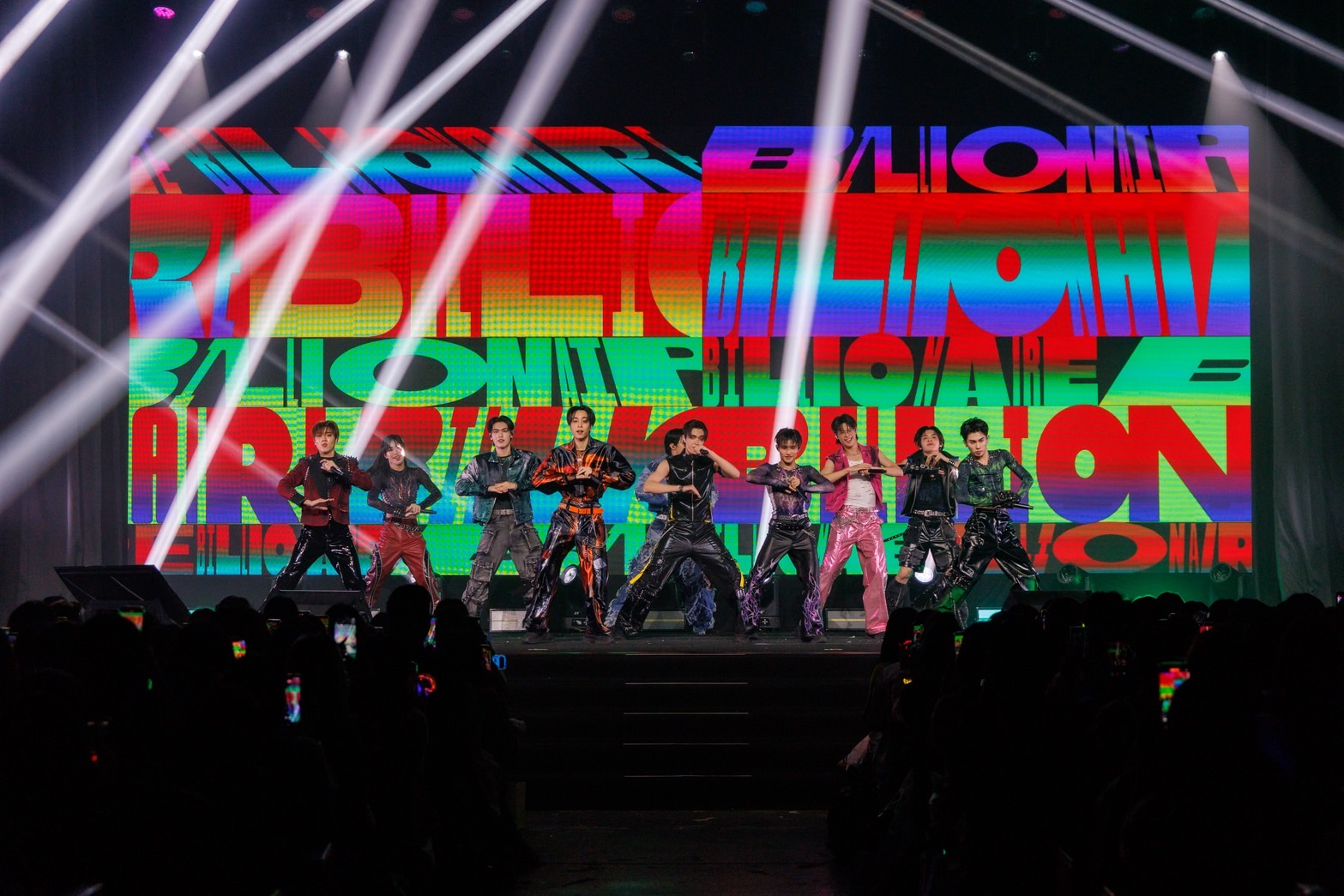 “เลยดูดี” จับมือ “SONRAY MUSIC” พา “DICE” บุกเวียดนาม ปักหมุดแรกเอเชียทัวร์!  ฟีดแบกสุดปัง Sold Out ใน 3 ชั่วโมง ภาพที่ 13