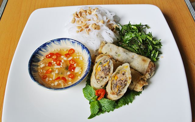 Chả Giò Chiên Nhân Nấm Thịt