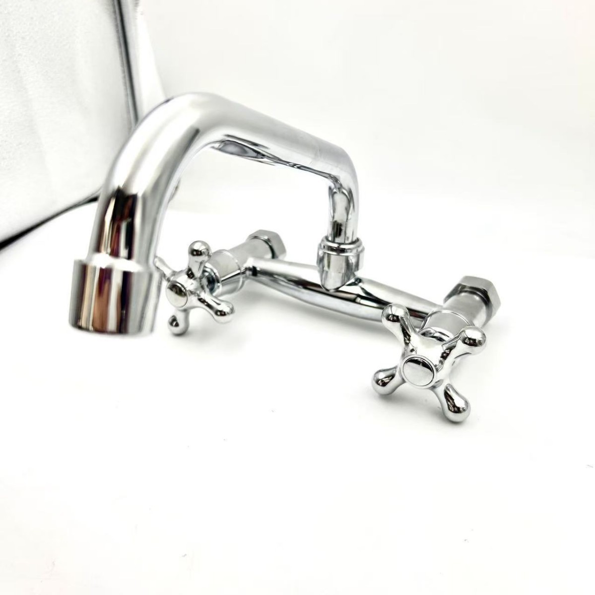 Concealed Kitchen Faucet with Ceramic Valve