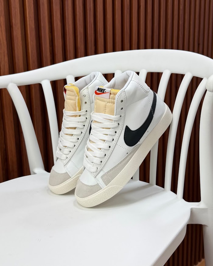 Nike Blazer Mid 77 Blanco Negro