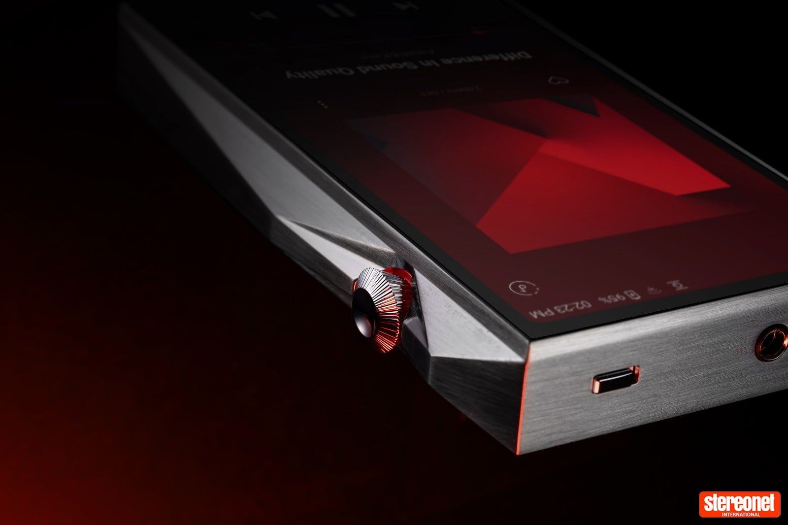Astell-and-Kern-SP4000T-&-Clarus (7).jpg