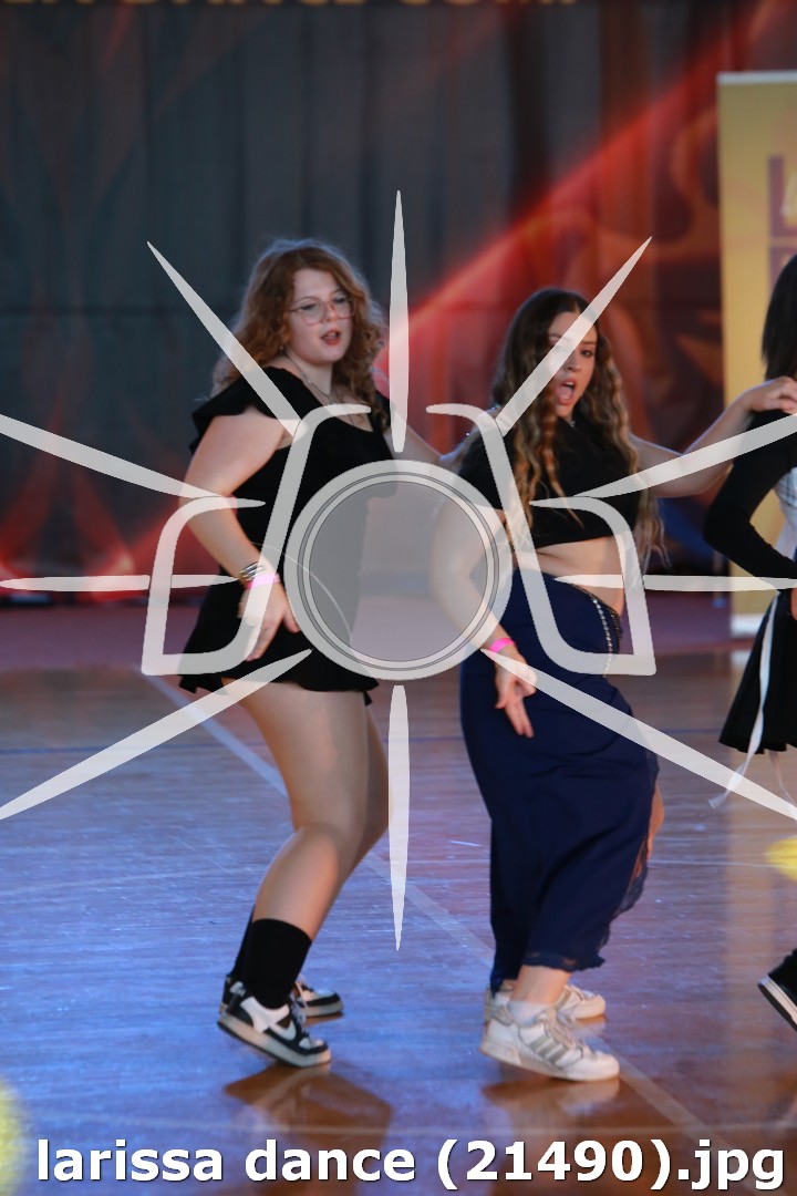larissa dance (21490).jpg