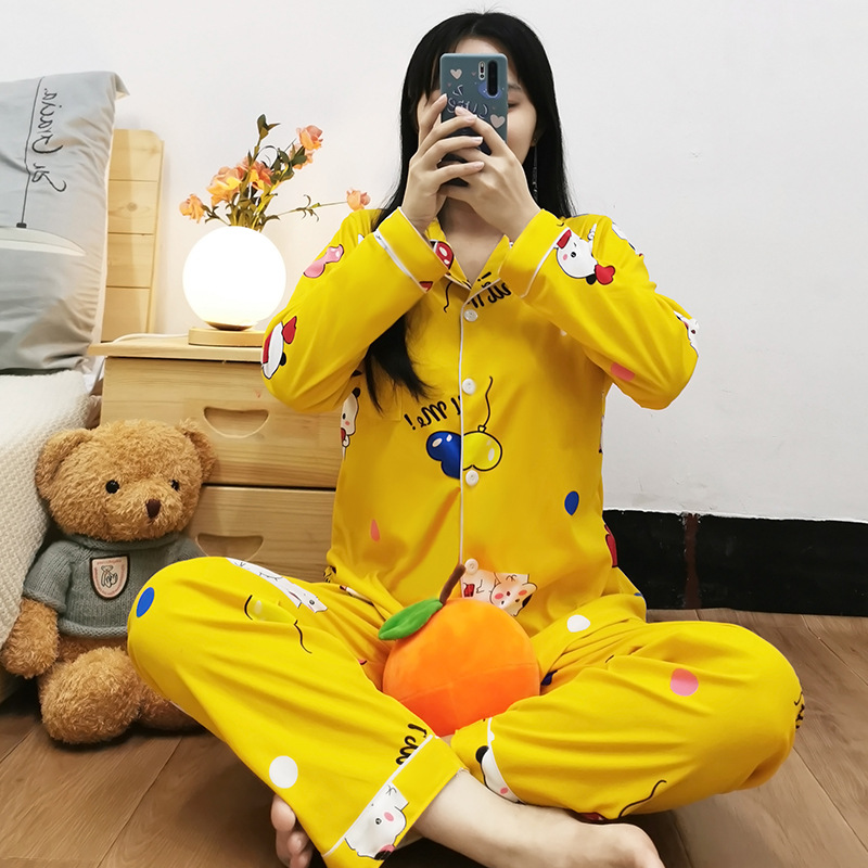 Damen-Pyjama-Set, langärmelig, geknöpft, verspieltes Design