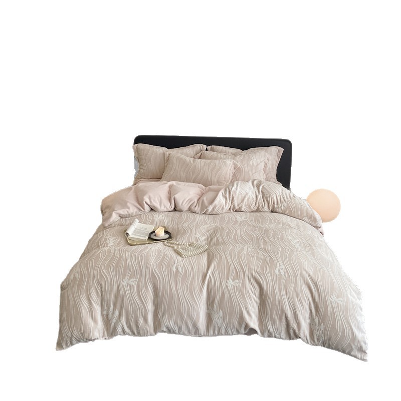 Milk Fiber Bedding with Relief Pattern, 3–4 Piece