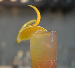 Cách làm Mockail Citrus Cooler rất đơn giản, kỹ thuật pha chế không yêu cầu quá cao. Ly cocktail có hương vị chua ngọt sẽ mang lại cảm giác tươi mát, dễ chịu, tràn đầy năng lượng, giải tỏa những căng thẳng, stress từ công việc và cuộc sống.
